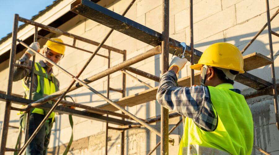 Professional fairlawn roofing services in Crescent, IA